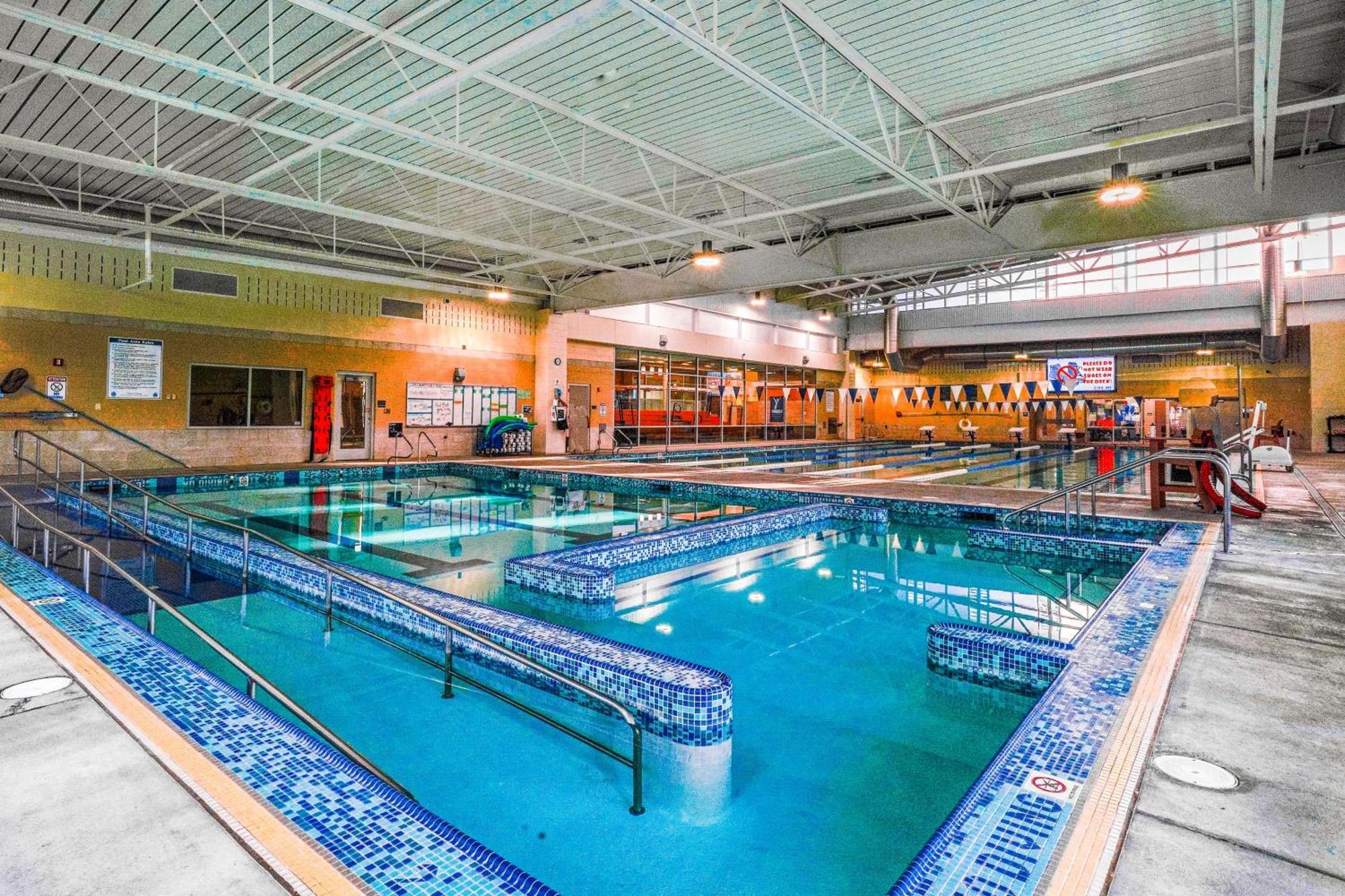 Thayerville Jeffrey Lane Condos מראה חיצוני תמונה