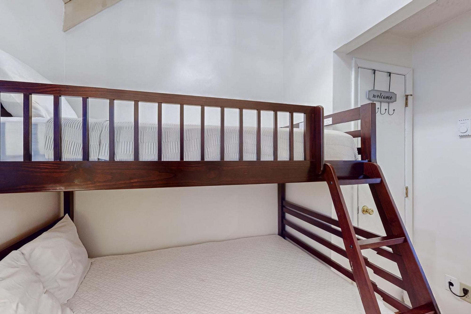 Thayerville Jeffrey Lane Condos מראה חיצוני תמונה