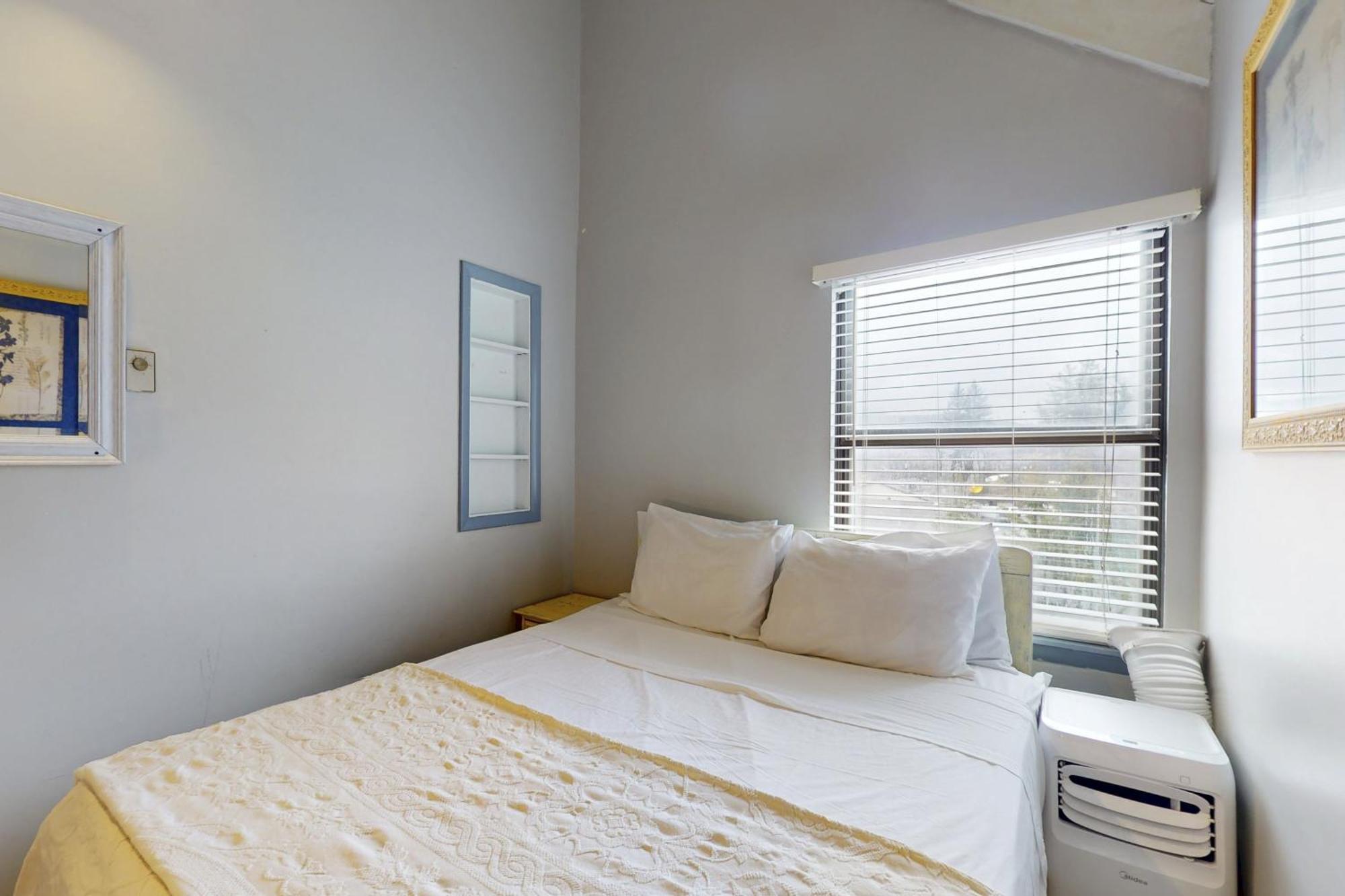 Thayerville Jeffrey Lane Condos חדר תמונה
