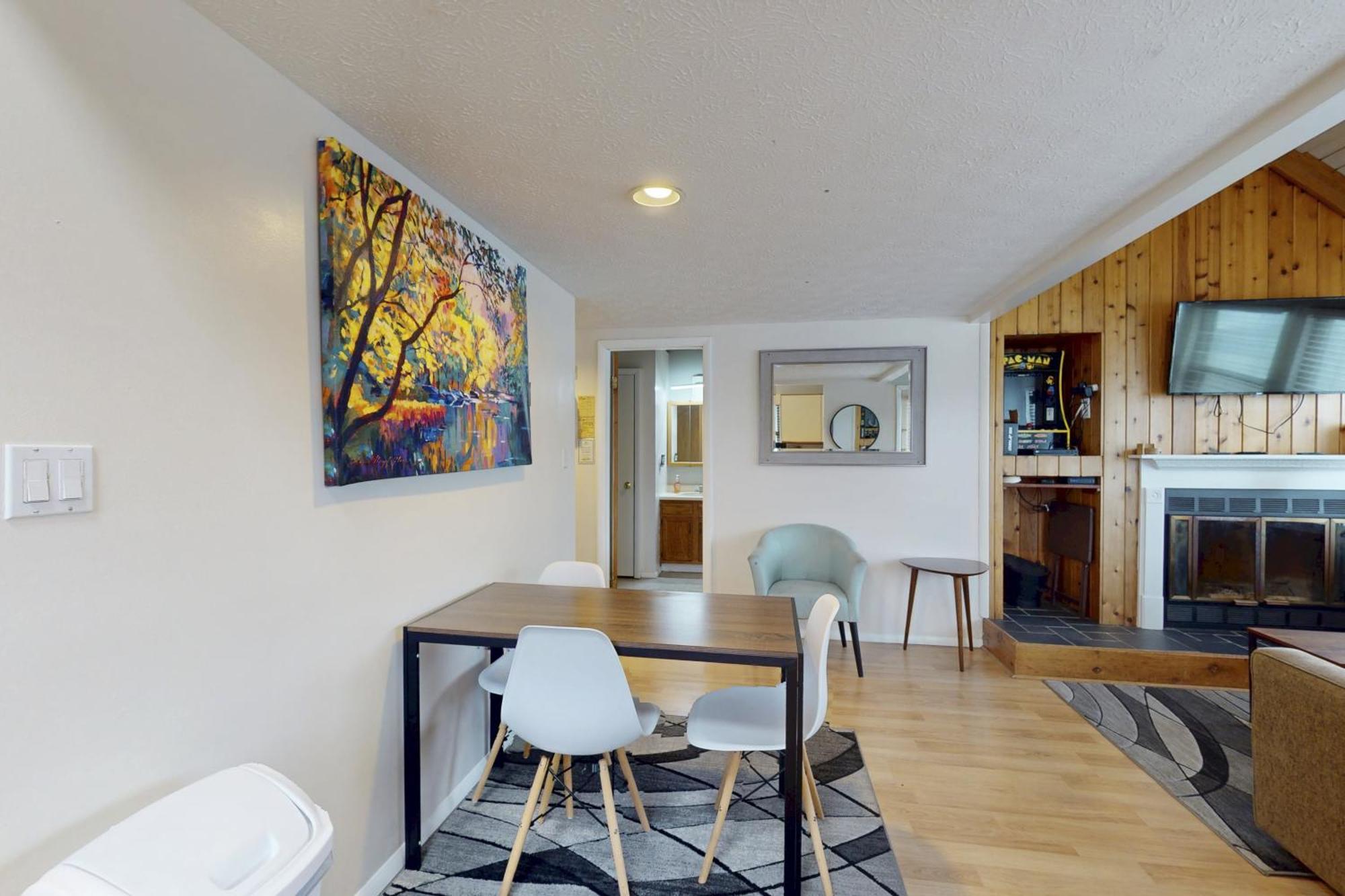 Thayerville Jeffrey Lane Condos חדר תמונה