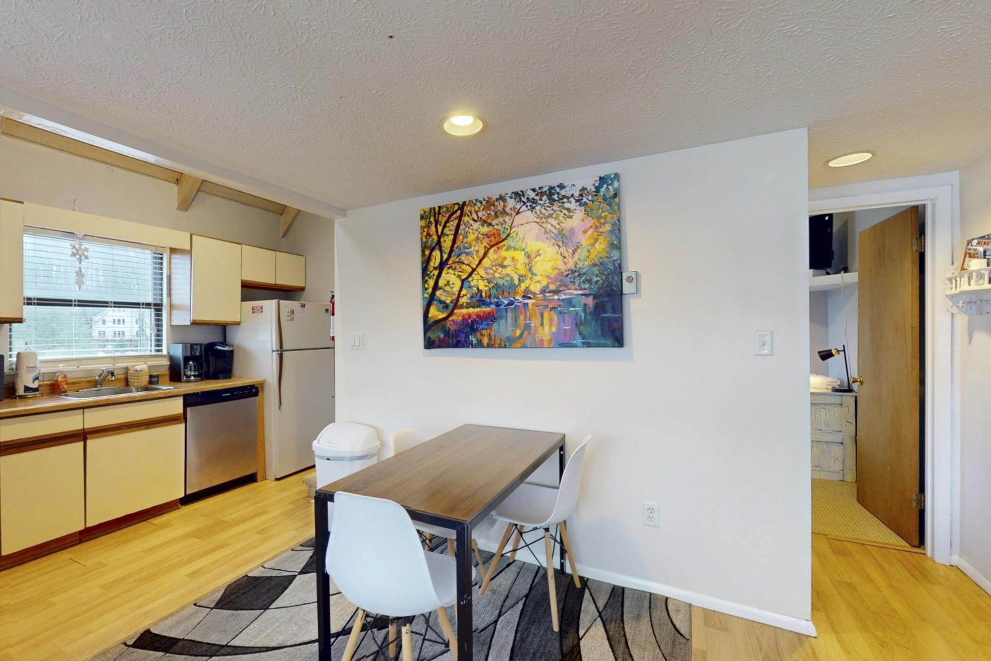 Thayerville Jeffrey Lane Condos חדר תמונה